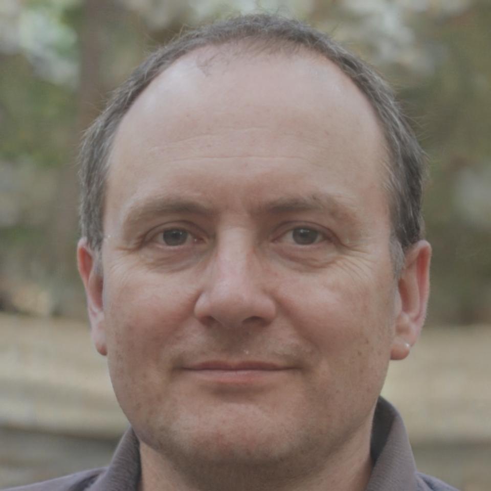 Thomas Müller, Immobilienberater
